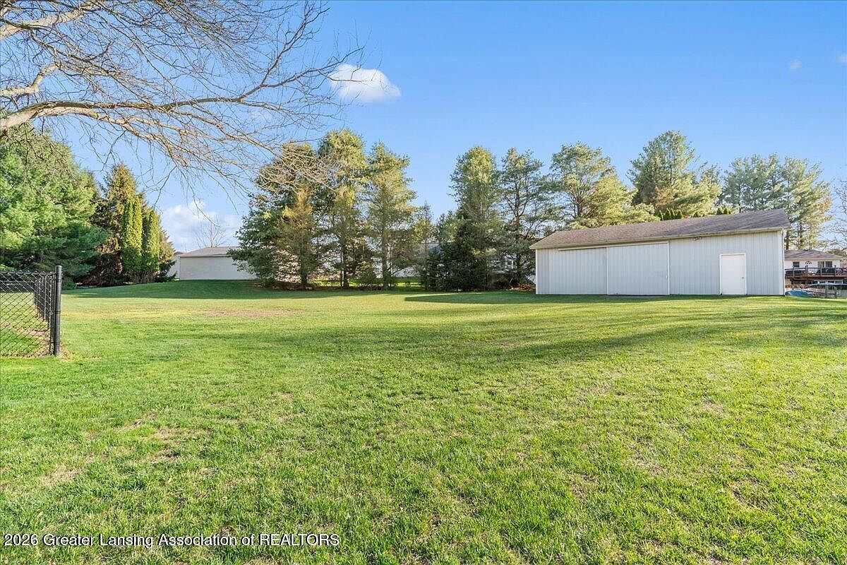 3421 Dorothy Ln Williamston, MI 48895 - Thumbnail 4