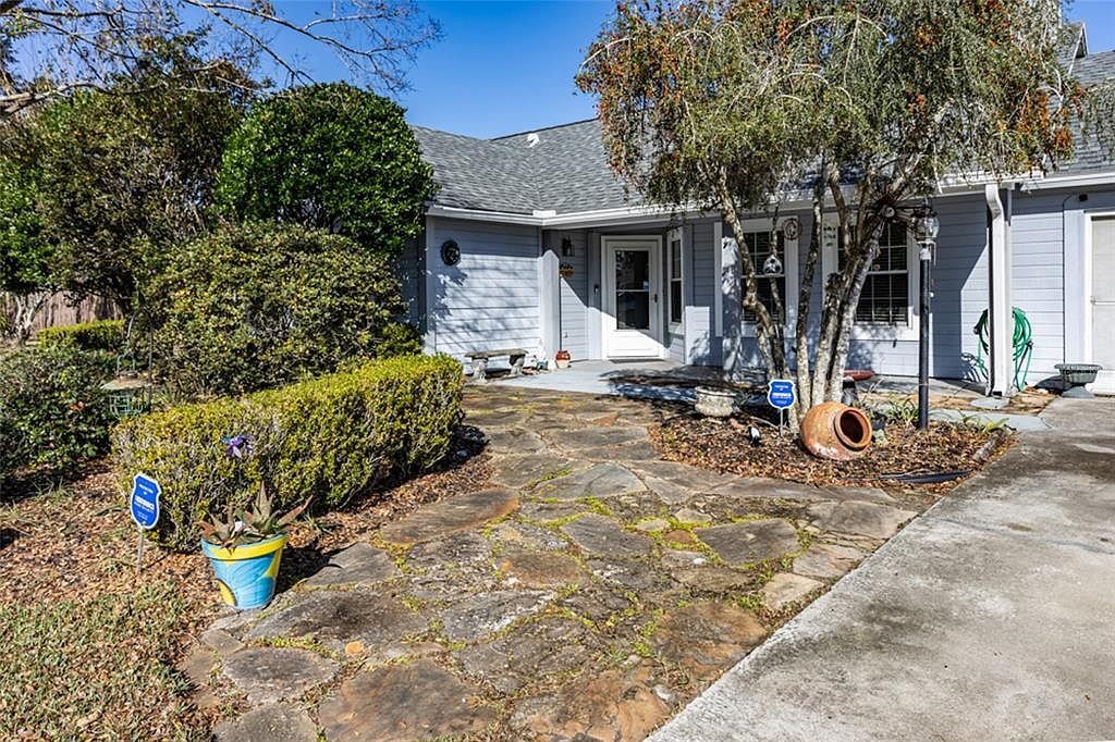 27 Prince Anthony Ln Palm Coast, FL 32164 - Thumbnail 4