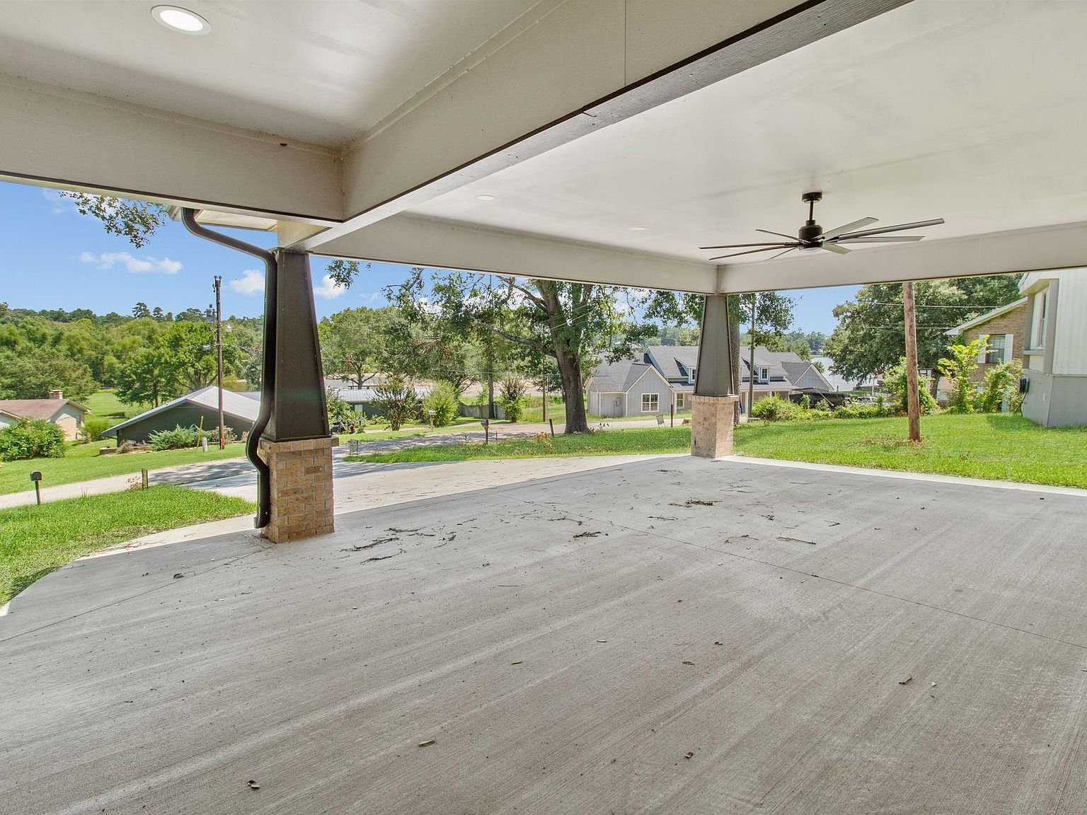 128 Schooner W Livingston, TX 77351 - Thumbnail 4