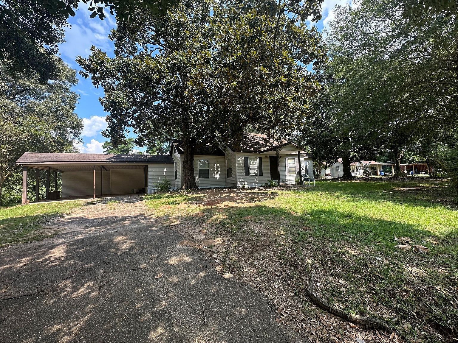 1505 S Houston Ave Livingston, TX 77351 - Thumbnail 4