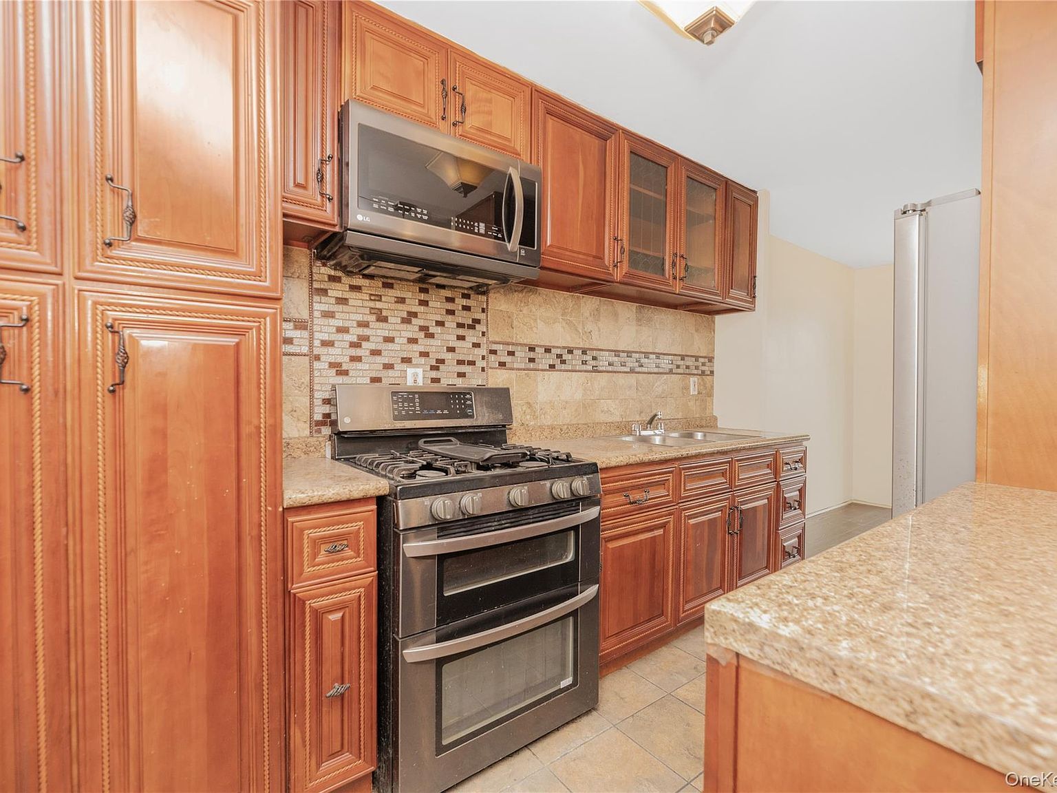 880 Boynton Ave APT 13L Bronx, NY 10473 - Thumbnail 4