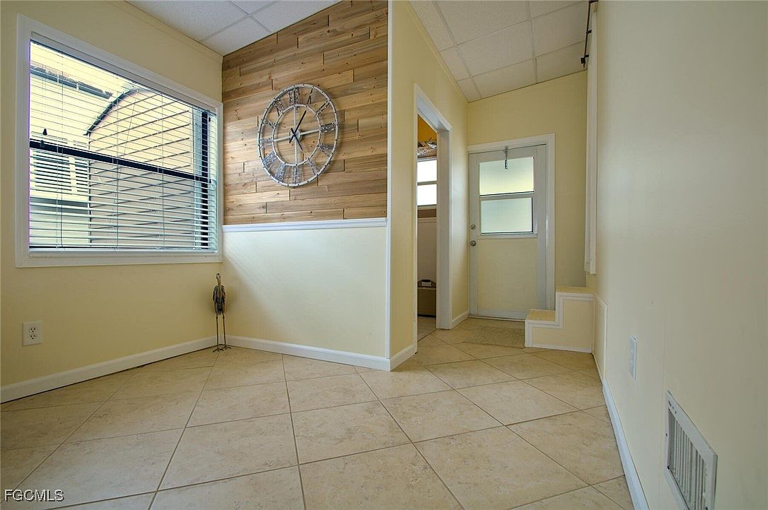 16331 Hermit Thrush Ln Fort Myers, FL 33908 - Thumbnail 4