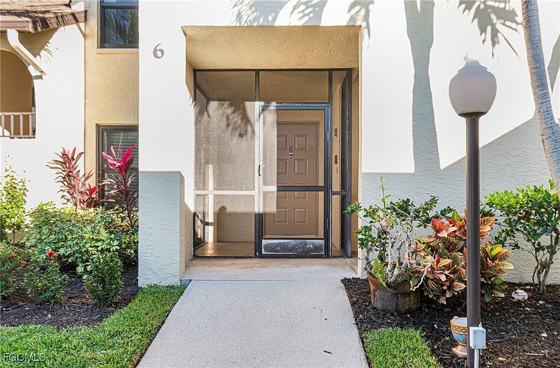 8302 Charter Club Cir Unit 6 Fort Myers, FL 33919 - Thumbnail 4