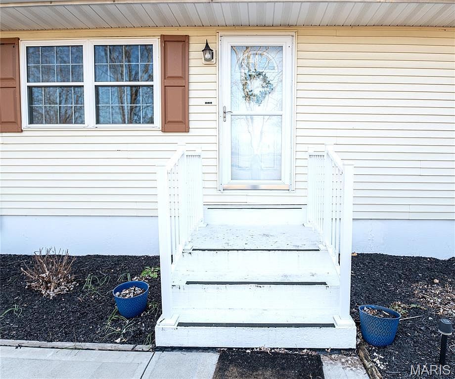 18105 Highway 8 Saint James, MO 65559 - Thumbnail 4