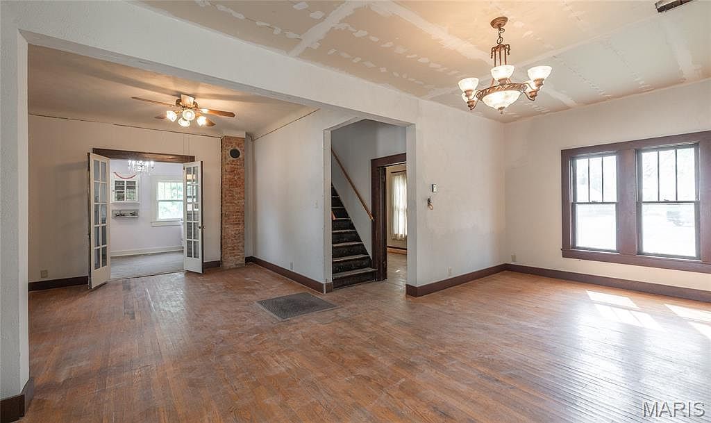 607 W 3rd St Belle, MO 65013 - Thumbnail 4