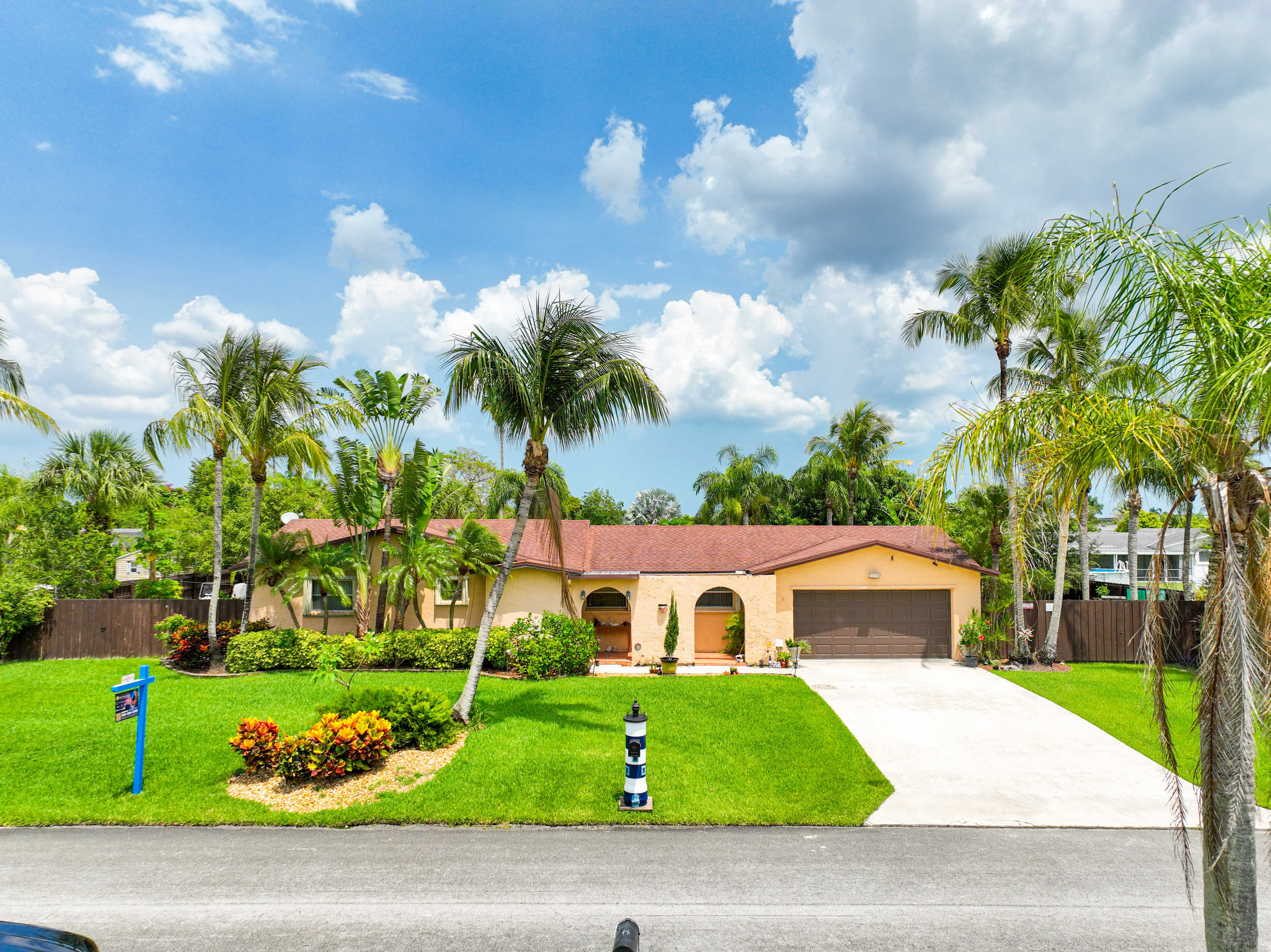 28125 Southwest 158th Place, Homestead, FL, USA - Thumbnail 4