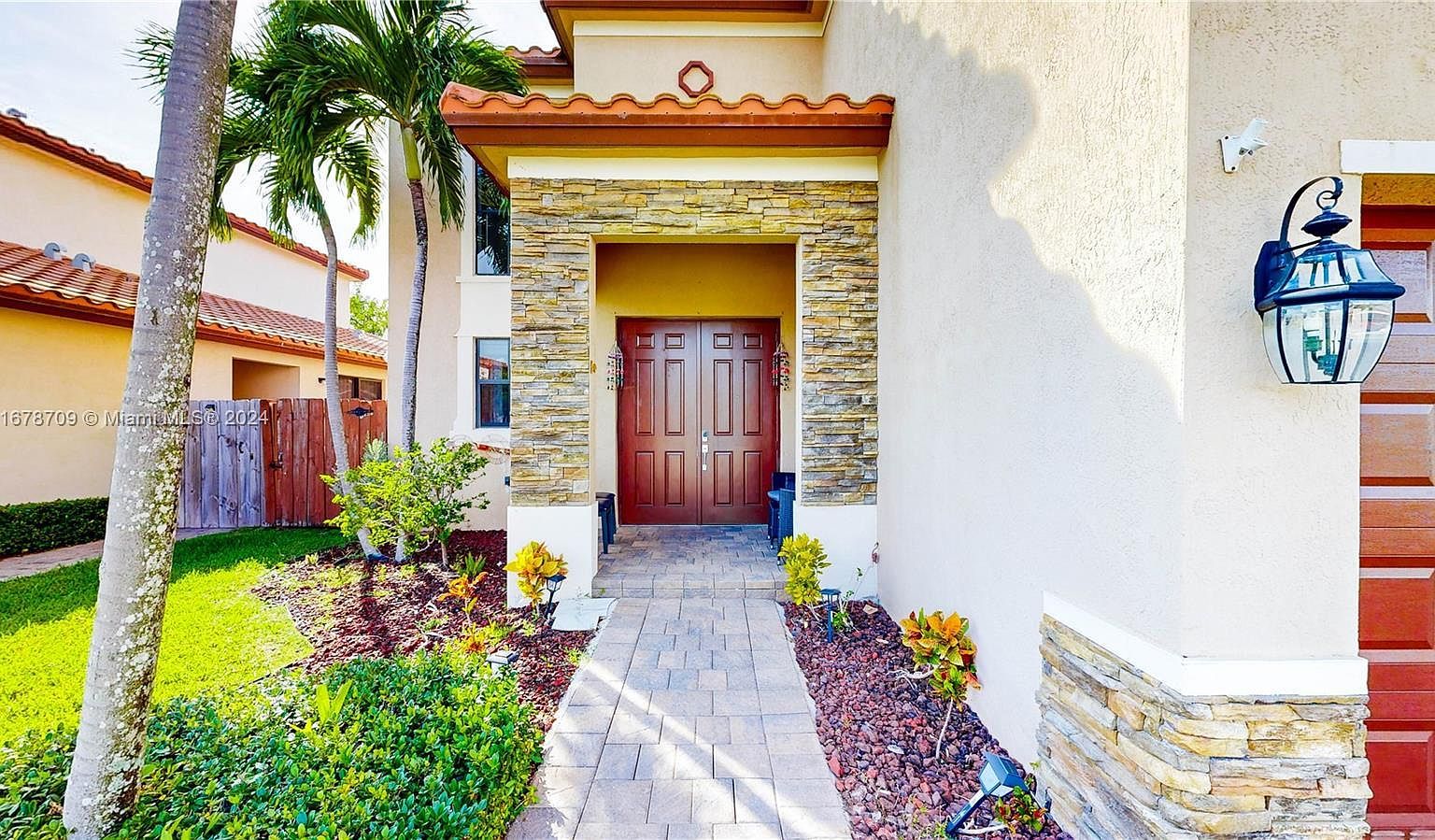 174 SE 35th Ave Homestead, FL 33033 - Thumbnail 4