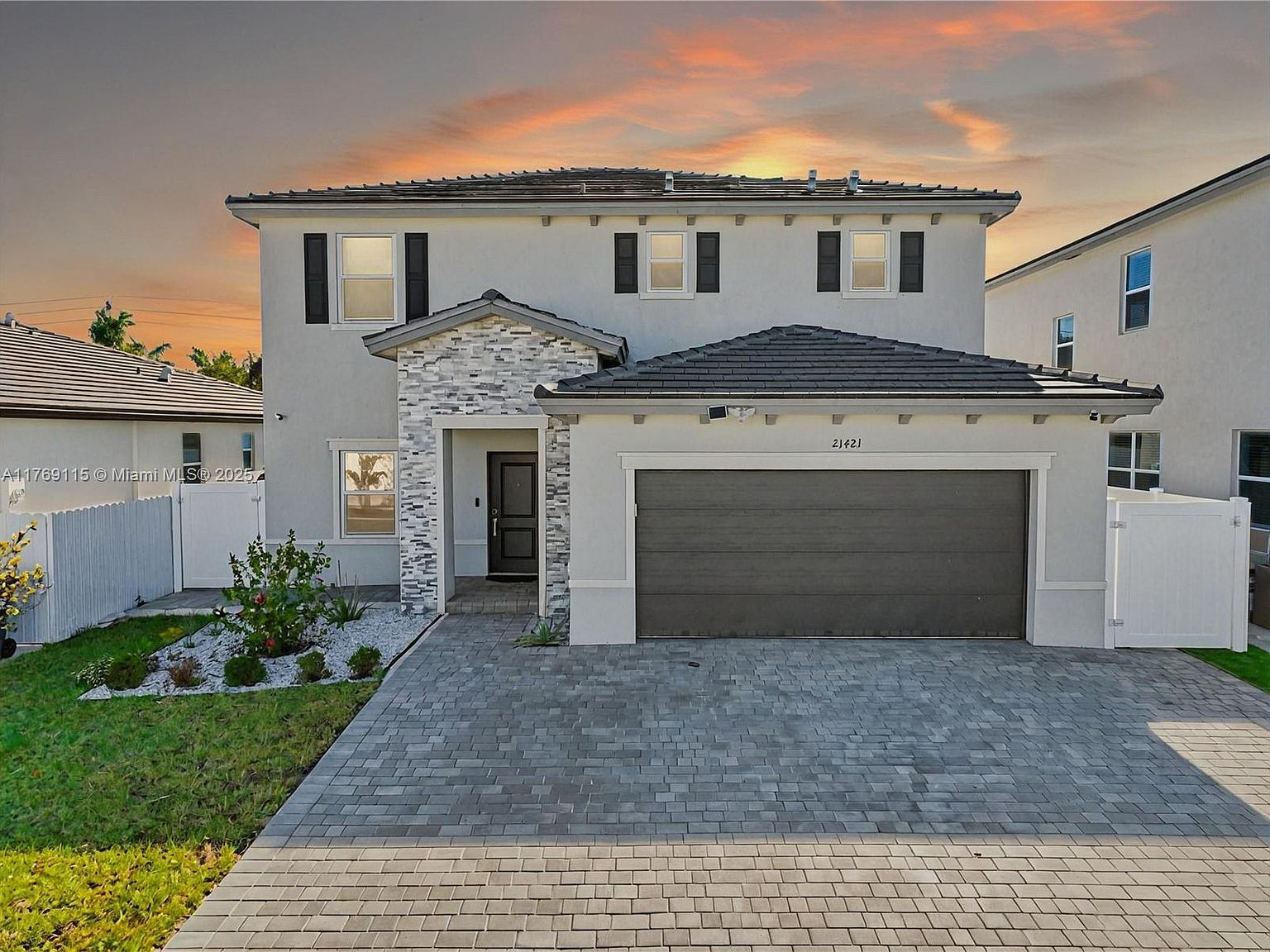 21421 SW 127th Ct Miami, FL 33177 - Thumbnail 4