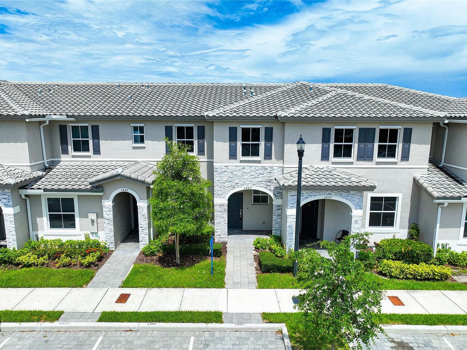 1867 SE 26th Ter Homestead, FL 33035 - Thumbnail 4