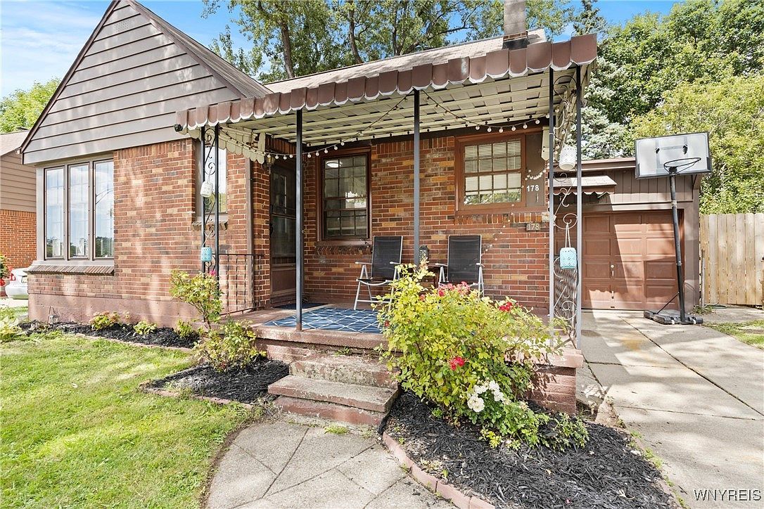 178 Cleveland Dr Cheektowaga, NY 14215 - Thumbnail 4