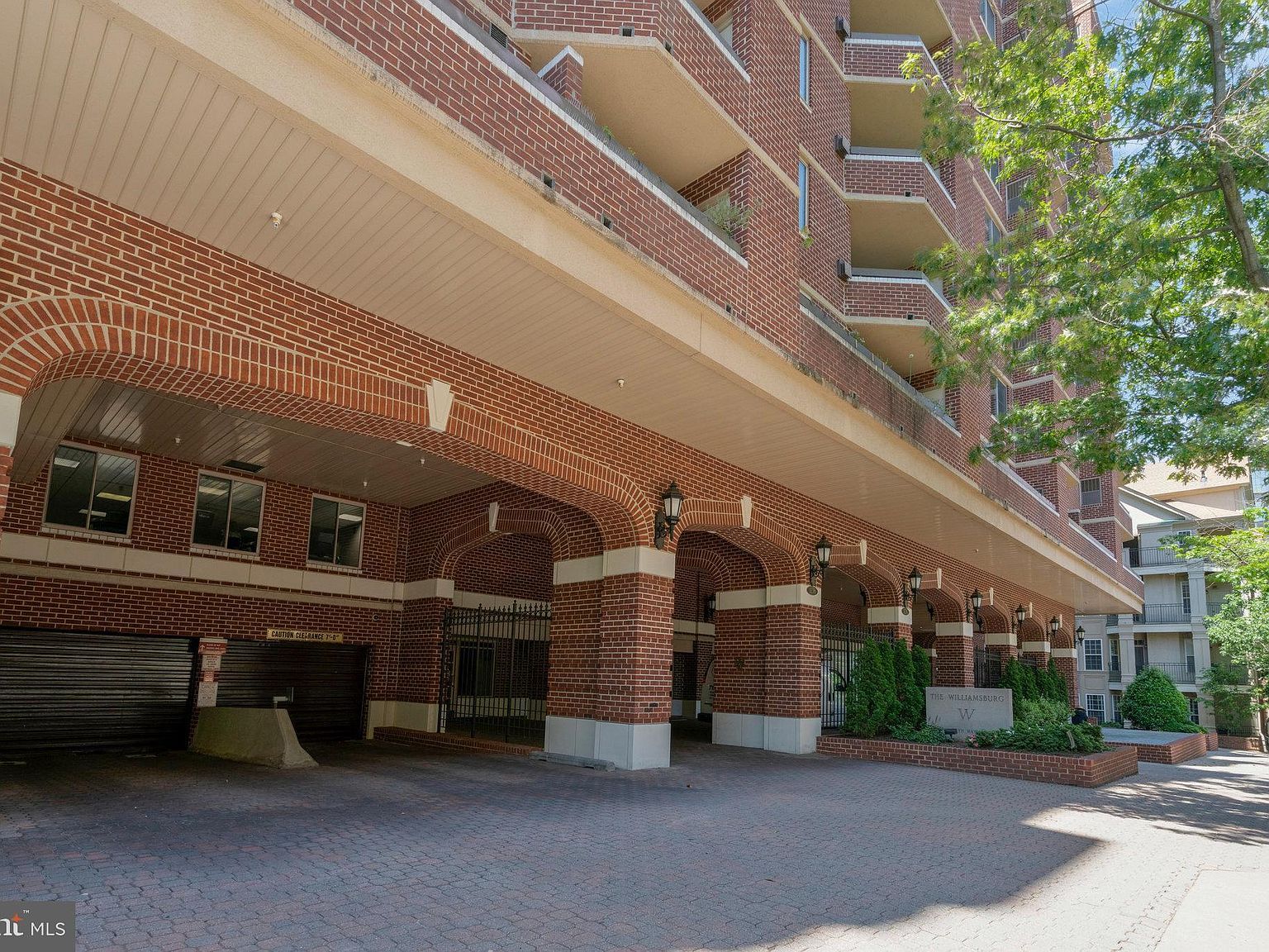 1276 N Wayne St APT 606 Arlington, VA 22201 - Thumbnail 4