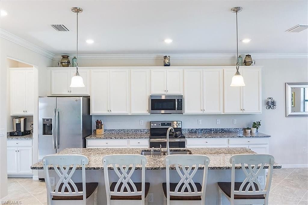 19292 Elston Way Estero, FL 33928 - Thumbnail 4