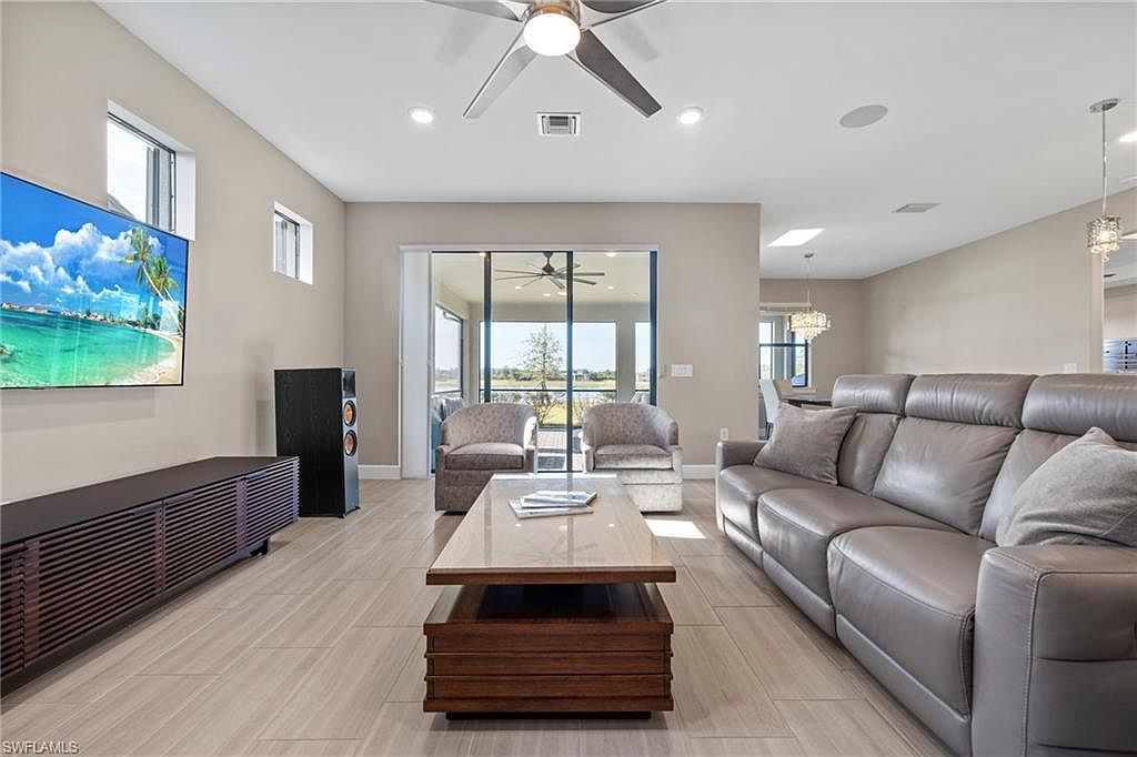 19604 Utopia Ln Estero, FL 33928 - Thumbnail 4