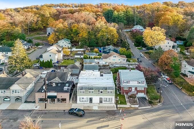 715 Main St North Caldwell, NJ 07006 - Thumbnail 4