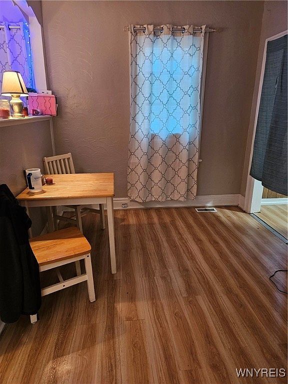 81 Kingston Pl Buffalo, NY 14210 - Thumbnail 4