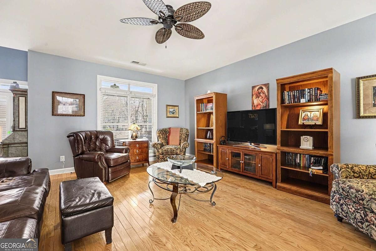 839 Scales Rd Suwanee, GA 30024 - Thumbnail 4