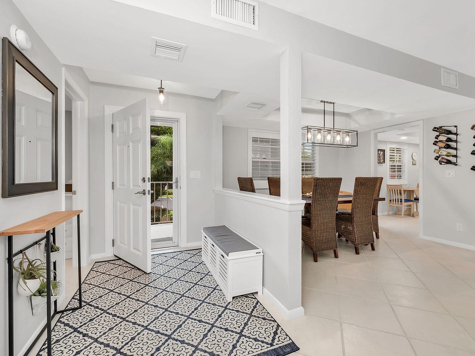 1020 Swallow Ave UNIT 102 Marco Island, FL 34145 - Thumbnail 4