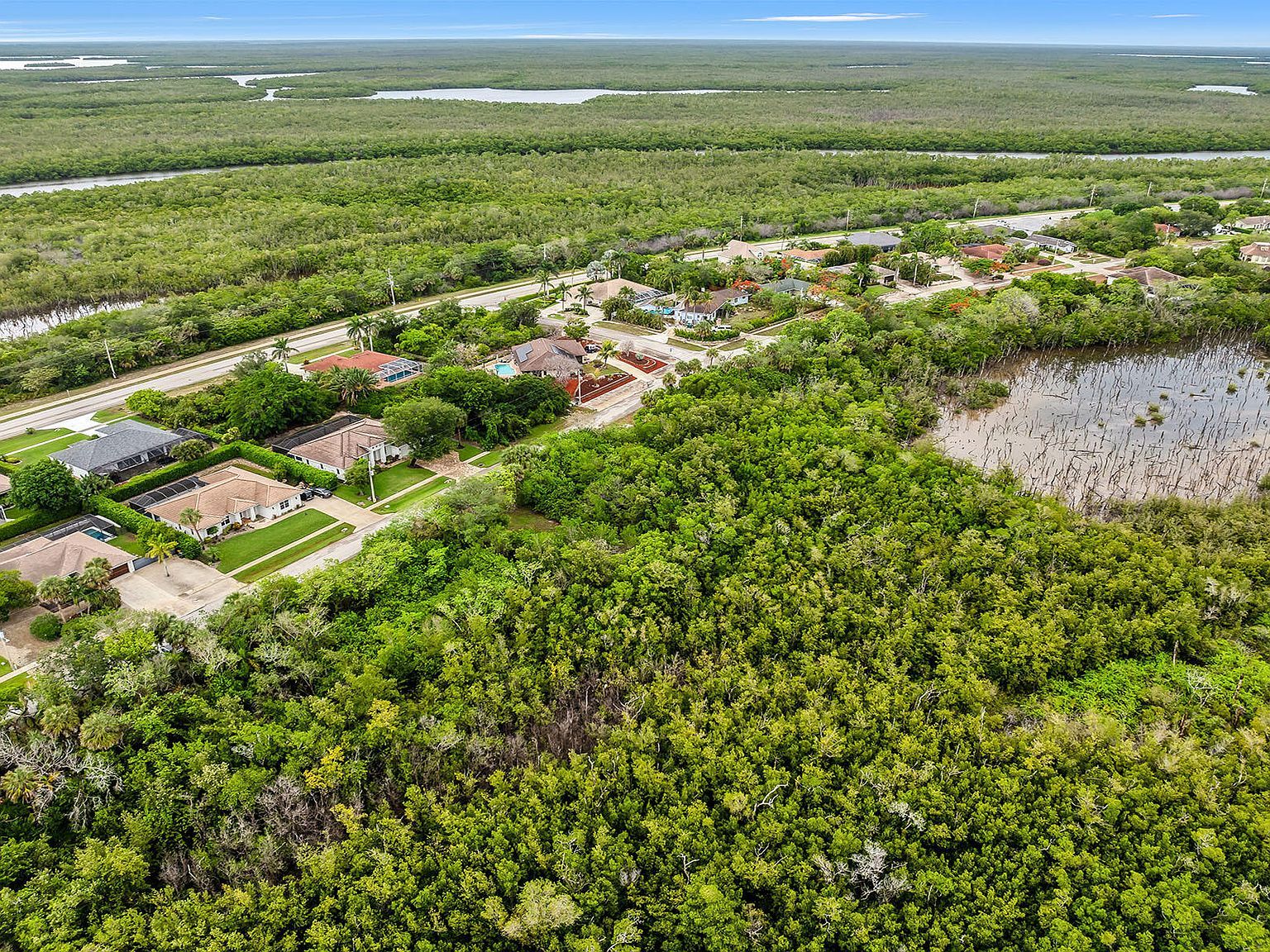 2023 Sheffield Ave Marco Island, FL 34145 - Thumbnail 4