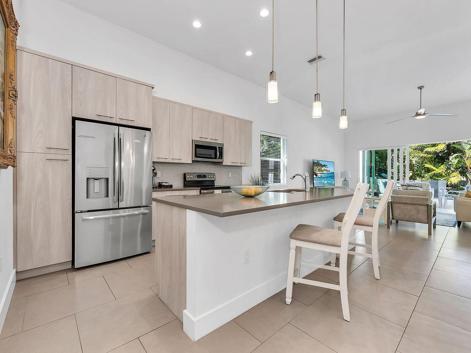 811 108th Ave N Naples, FL 34108 - Thumbnail 4