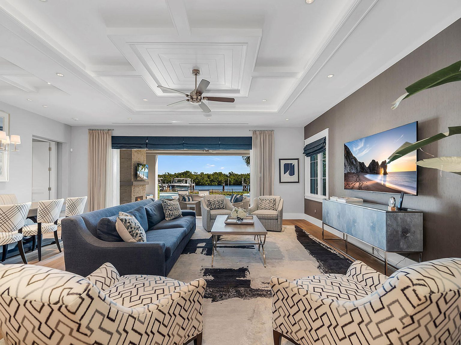 185 15th St S Naples, FL 34102 - Thumbnail 4