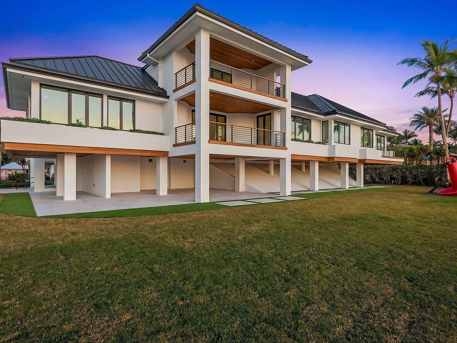 30 3rd Ave S Naples, FL 34102 - Thumbnail 4