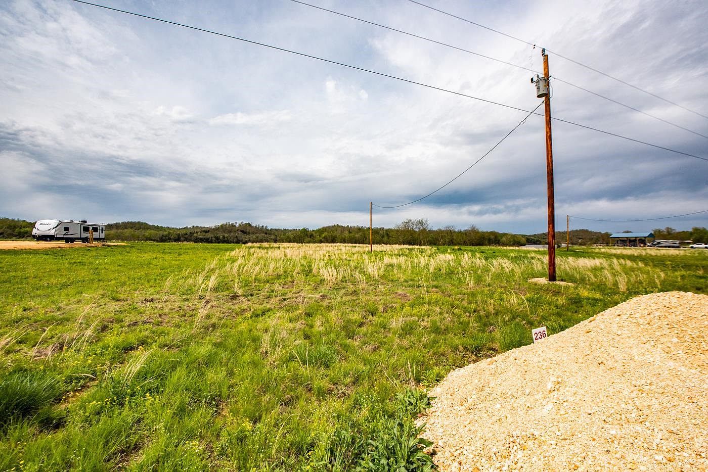 1823 Hardin Bottom Rd Clifton, TN 38425 - Thumbnail 4