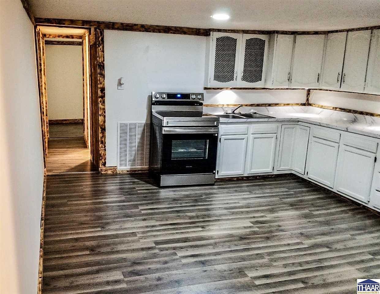 2815 S 9th 1/2 St Terre Haute, IN 47802 - Thumbnail 4