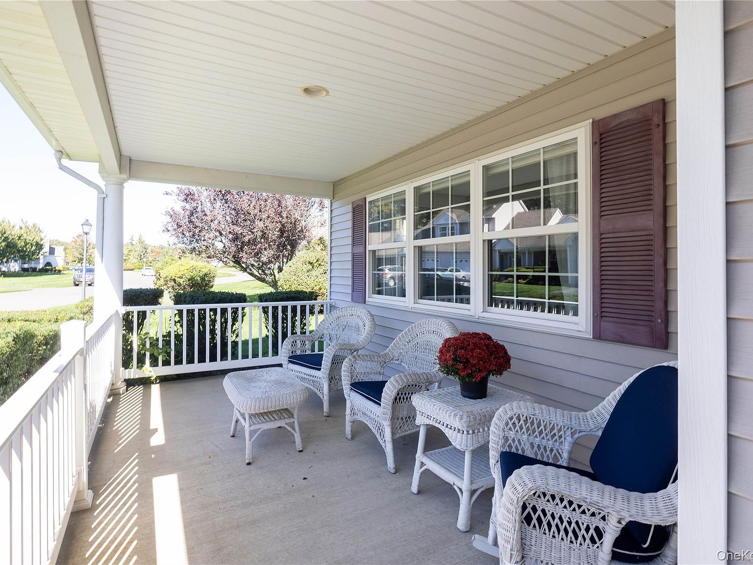 1504 Pebble Beach Path Riverhead, NY 11901 - Thumbnail 4