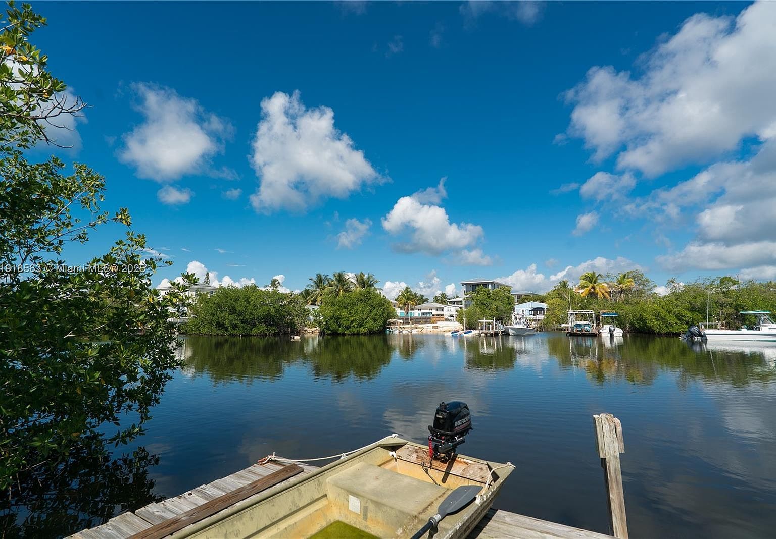 561 Gordon Cir Key Largo, FL 33037 - Thumbnail 4