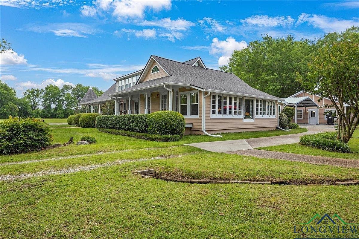 441 Forsythe St Carthage, TX 75633 - Thumbnail 4