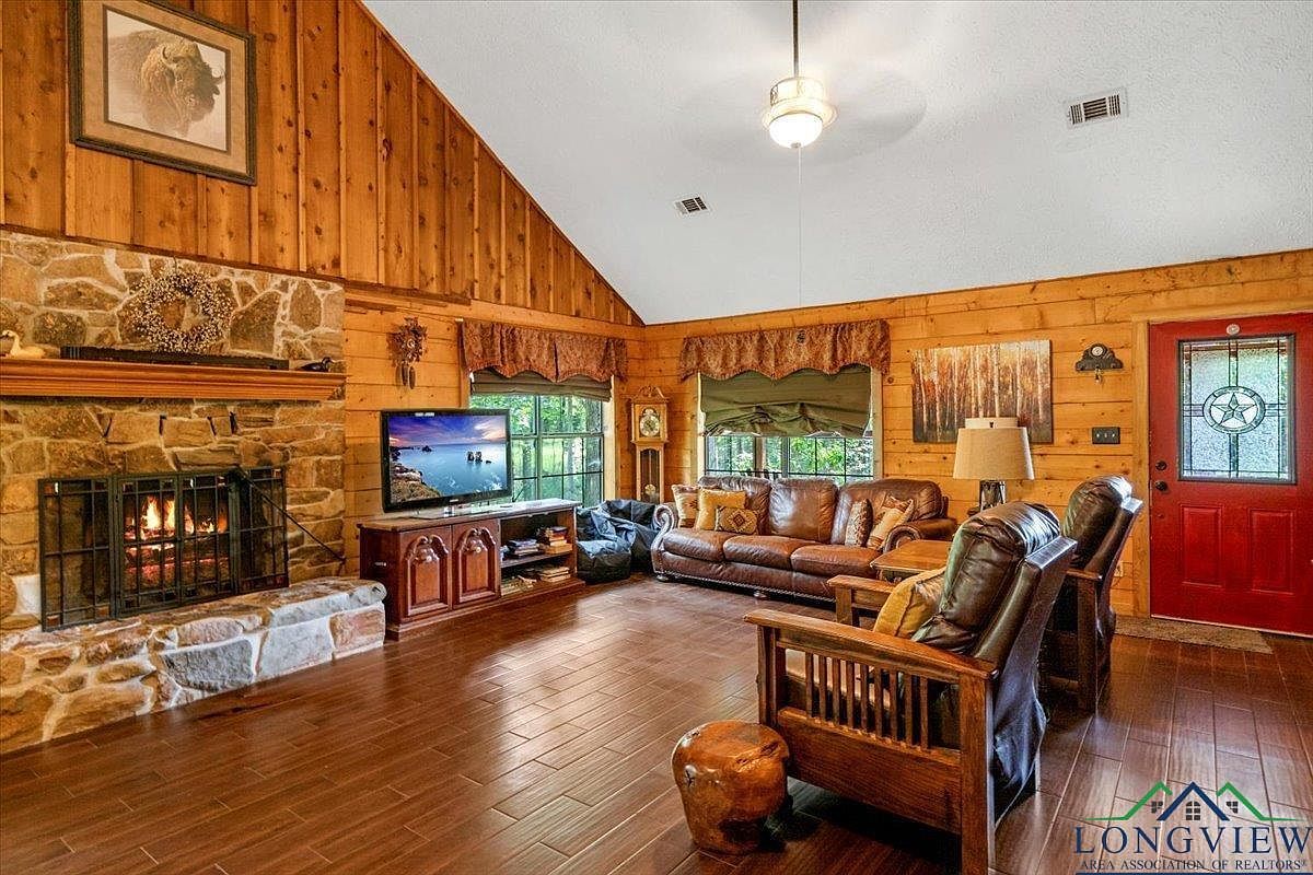 1227 County Road 165 Long Branch, TX 75669 - Thumbnail 4