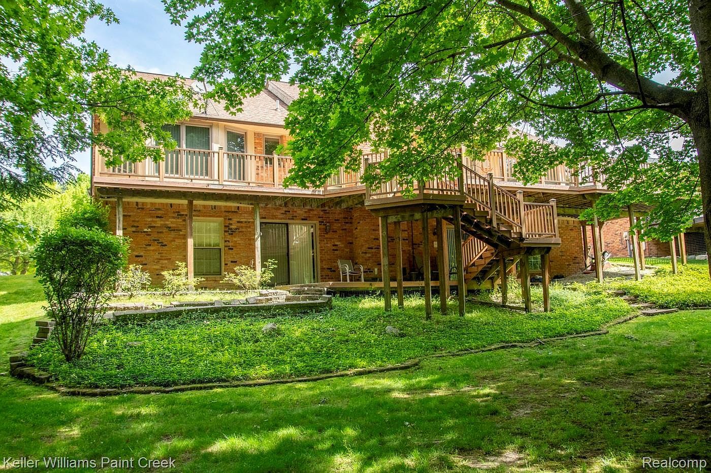 1447 Oakstone Dr Rochester Hills, MI 48309 - Thumbnail 4