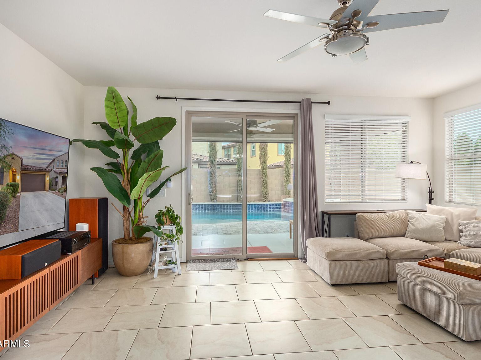 22173 N 101st Dr Peoria, AZ 85383 - Thumbnail 4