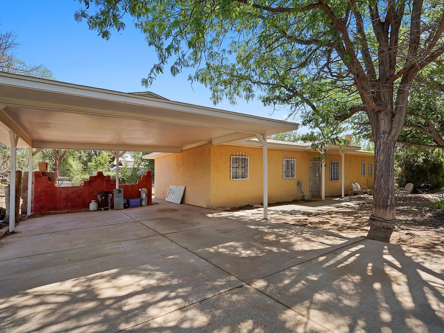 1724 Coe Rd SW Albuquerque, NM 87105 - Thumbnail 4