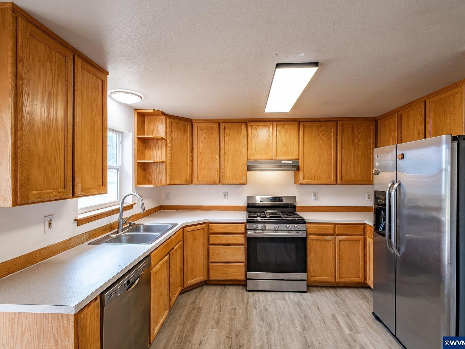 2799 S 12th St Lebanon, OR 97355 - Thumbnail 4