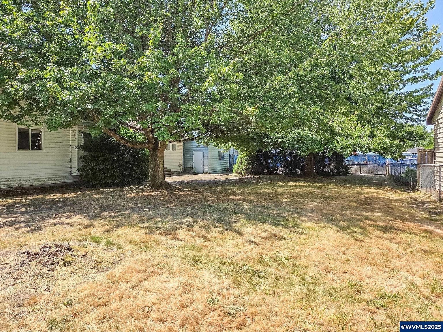 991 W 4th St Halsey, OR 97348 - Thumbnail 4