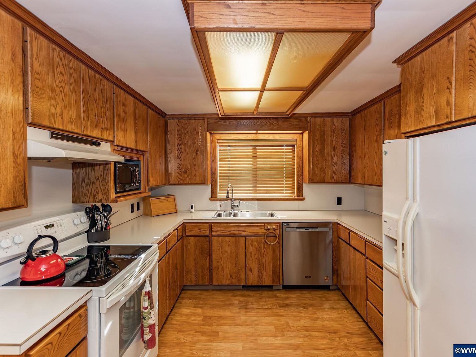 395 Berry St Lebanon, OR 97355 - Thumbnail 4