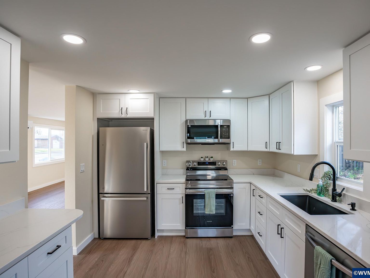 705 Tangent St Lebanon, OR 97355 - Thumbnail 4