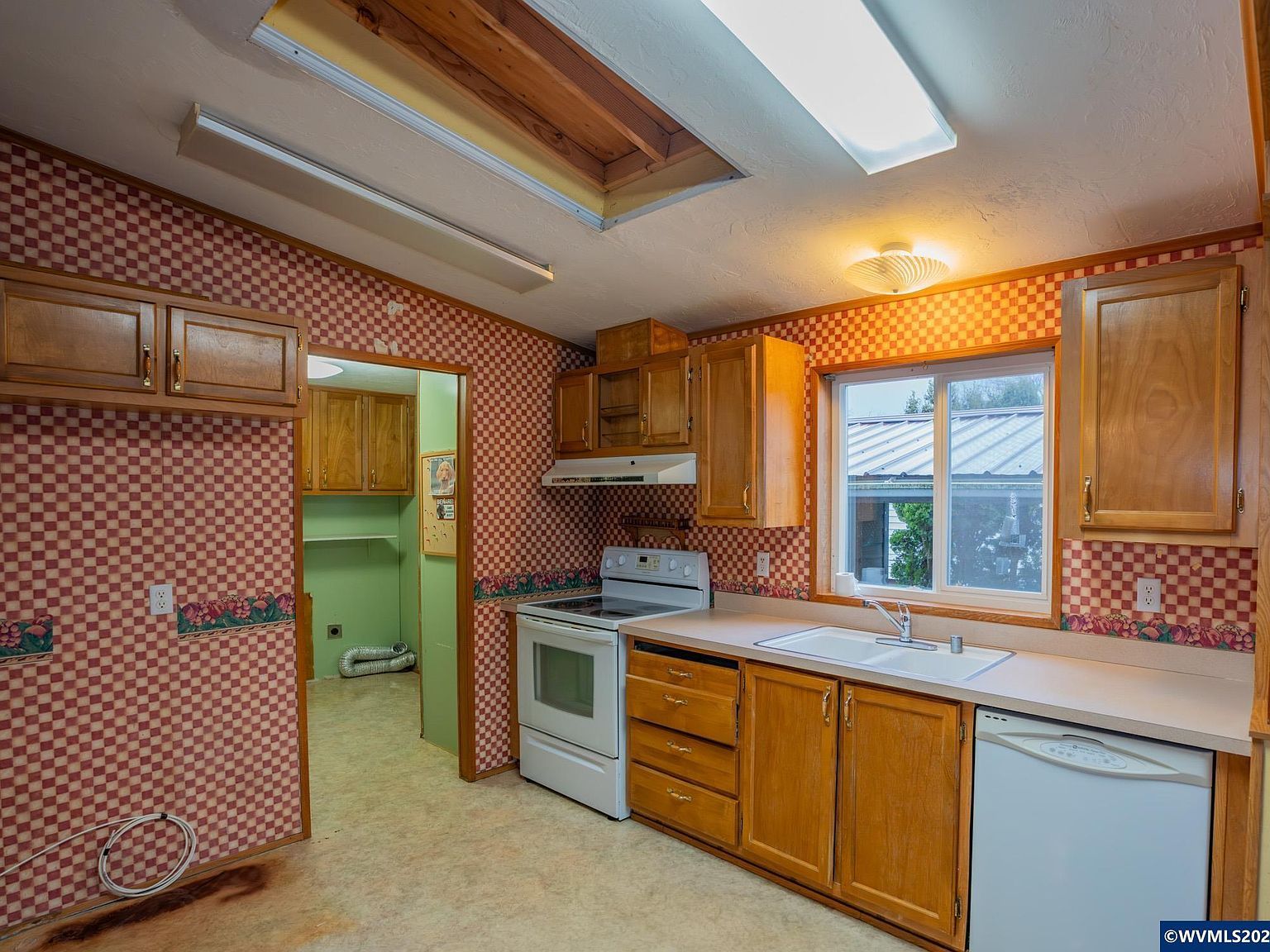 31919 N Lake Creek Dr Unit 32 Tangent, OR 97389 - Thumbnail 4