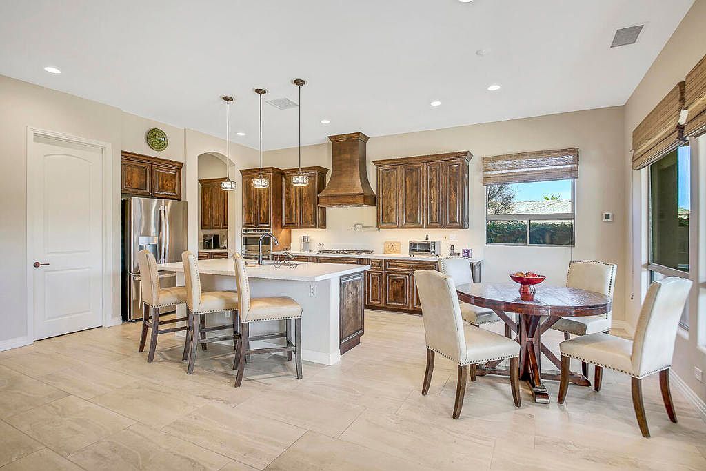 81129 Soaring Hawk Ct Indio, CA 92201 - Thumbnail 4