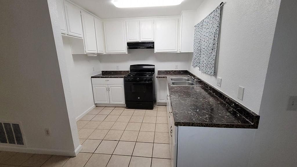 43965 Towne St Indio, CA 92201 - Thumbnail 4