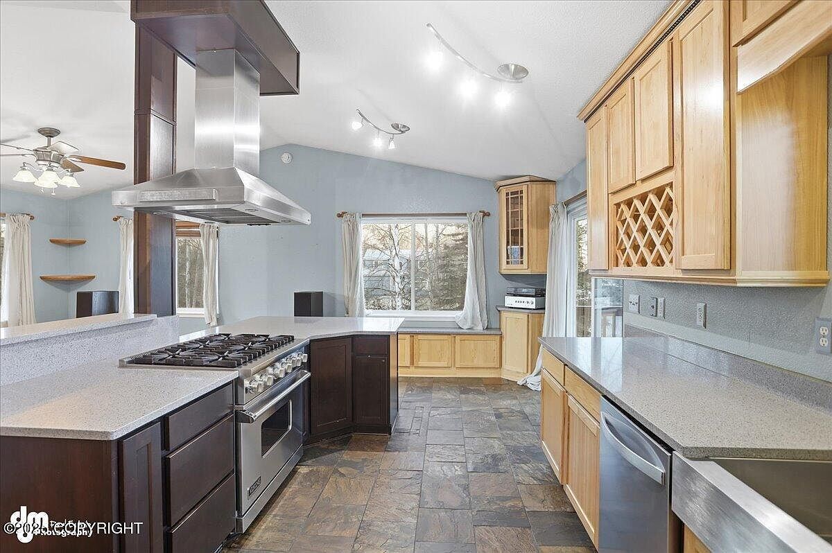 4088 N Inspiration Loop Wasilla, AK 99654 - Thumbnail 4