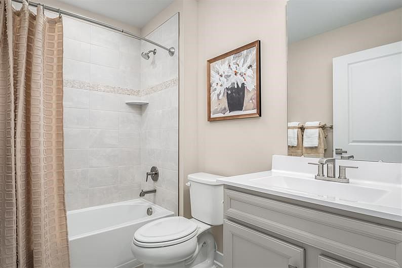 5101 Bentgrass Dr #B Greensburg, PA 15601 - Thumbnail 4