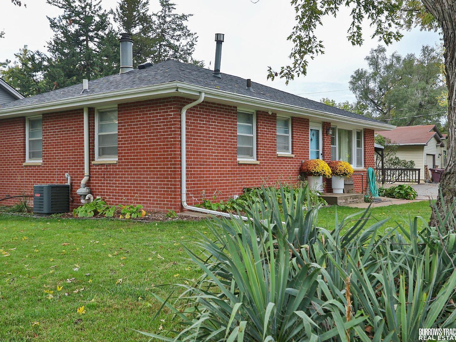 6045 Leighton Ave Lincoln, NE 68505 - Thumbnail 4