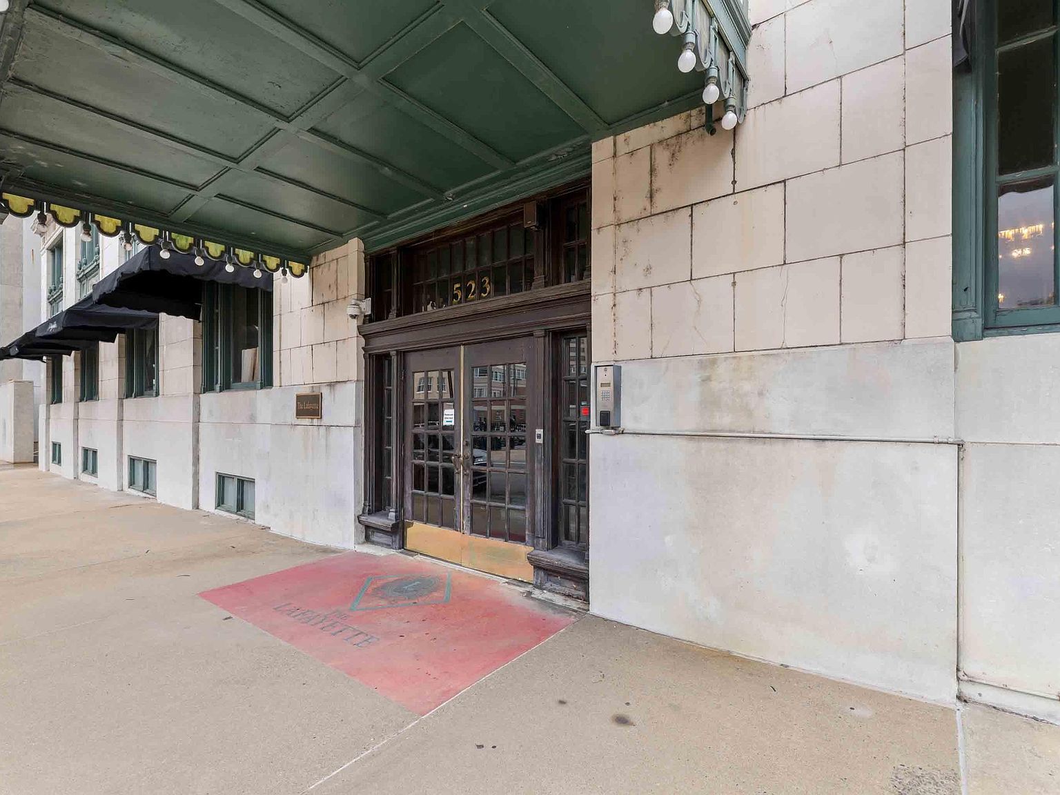 523 Louisiana St APT 9E Little Rock, AR 72201 - Thumbnail 4