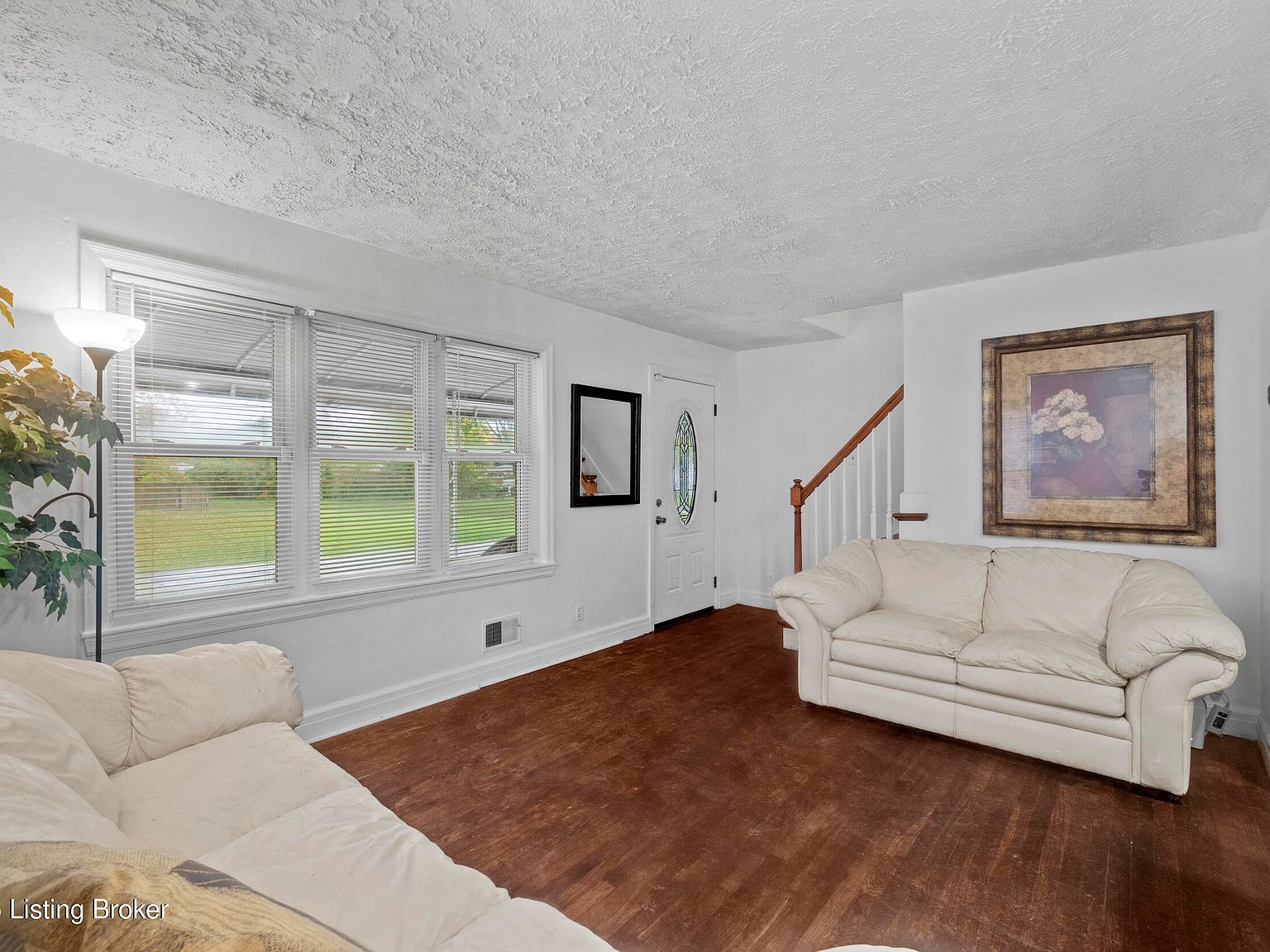 4628 Kiefer Rd Shively, KY 40216 - Thumbnail 4