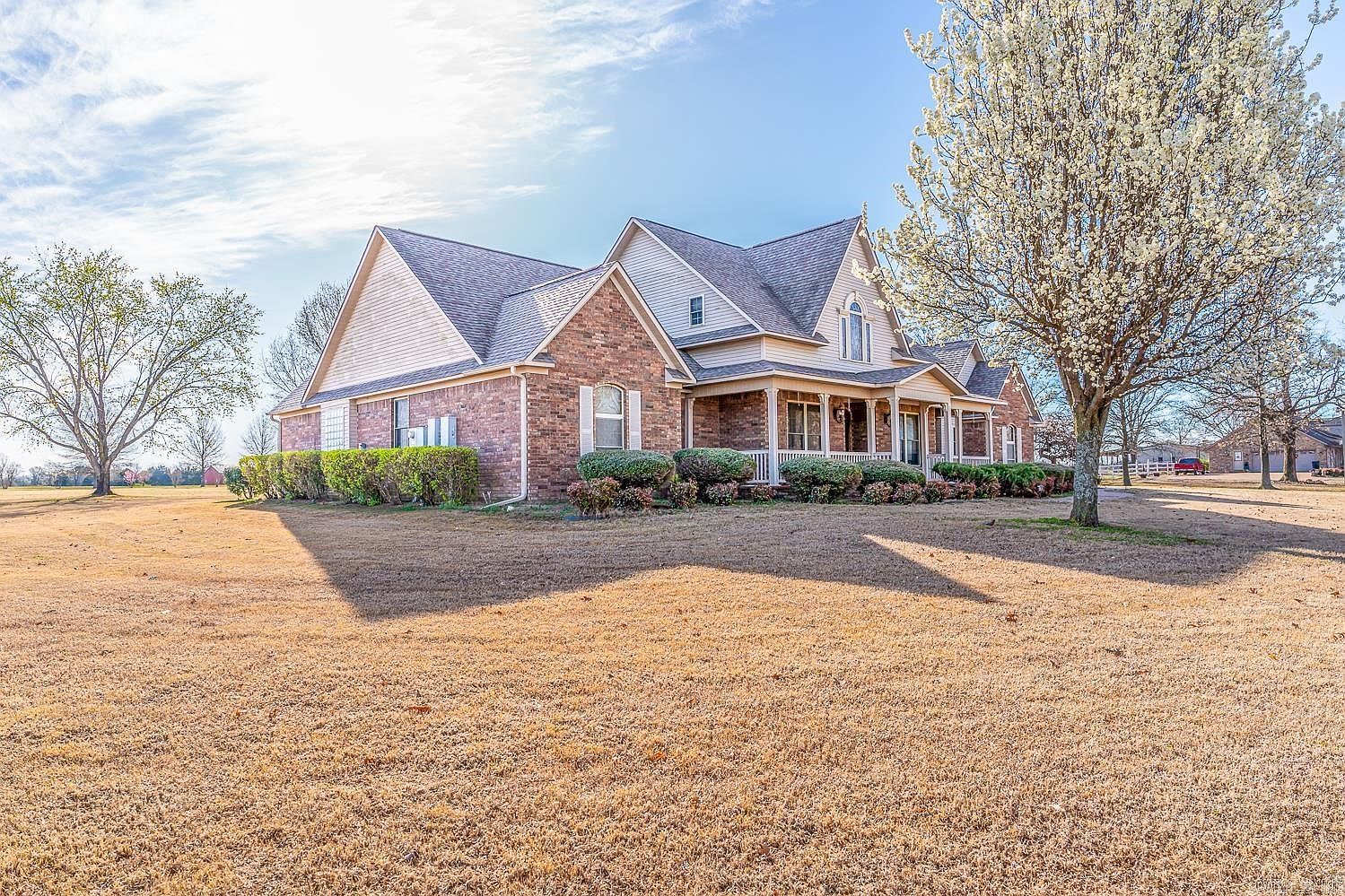 1300 N Locust St Newark, AR 72562 - Thumbnail 4