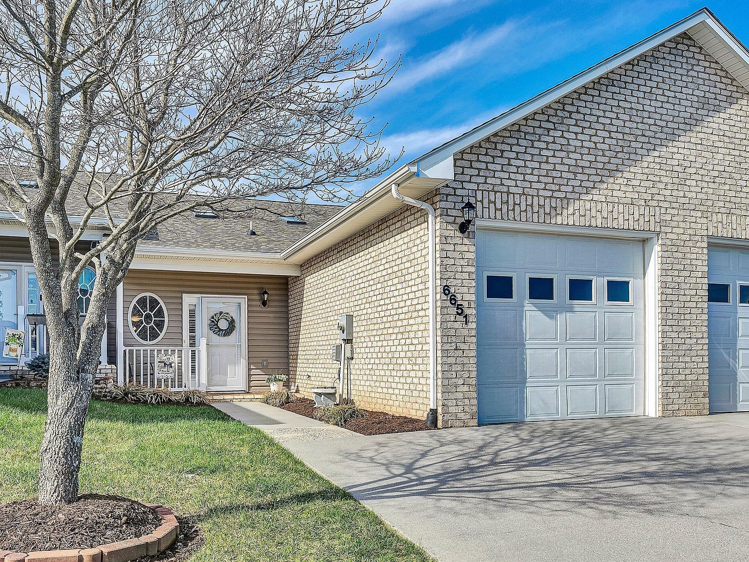 6651 Stonelyn Cottage Ct Roanoke, VA 24019 - Thumbnail 4