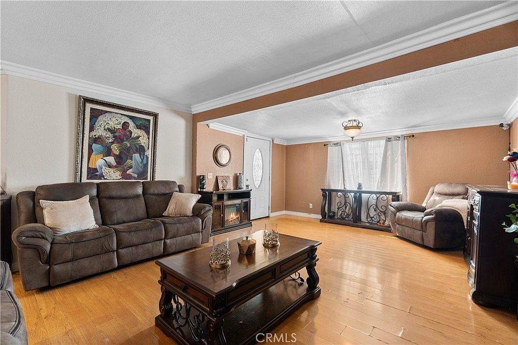 350 S Willow Ave Space 63 Rialto, CA 92376 - Thumbnail 4