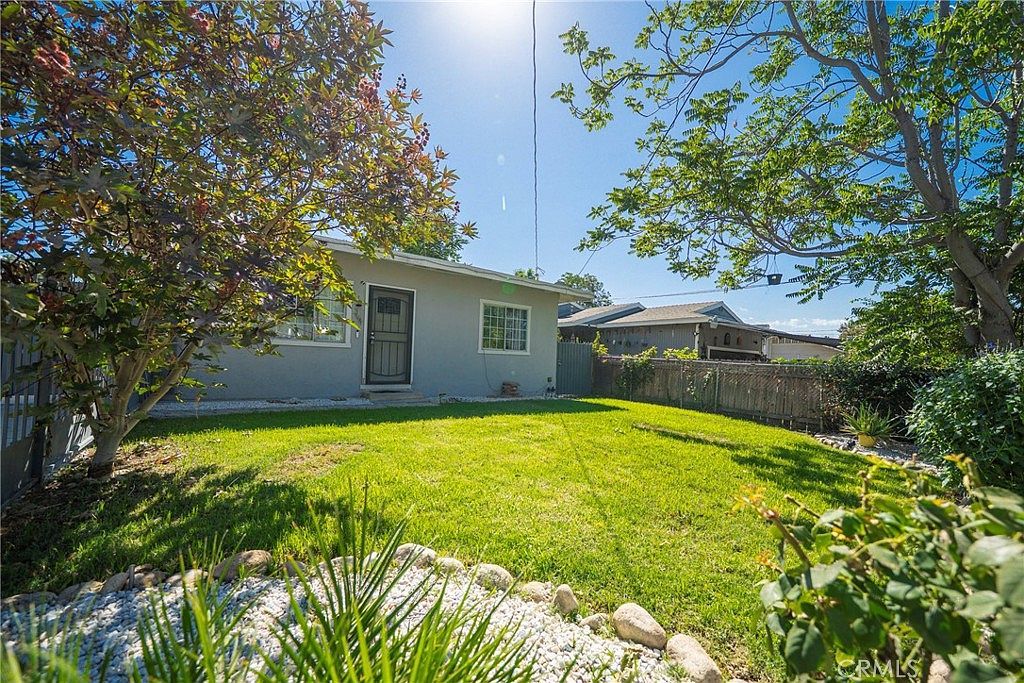 2137 Pepper Dr Highland, CA 92346 - Thumbnail 4
